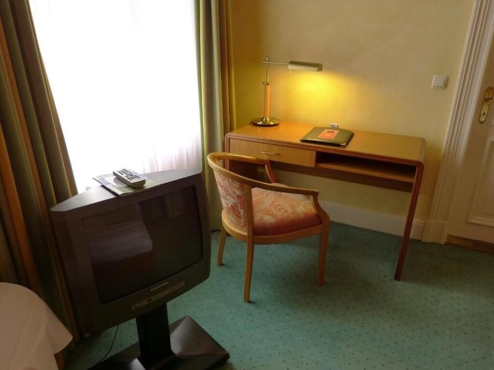Hotel Vorbach Гамбург Экстерьер фото